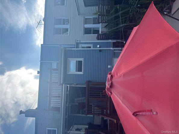 9113 184th Street, Hollis NY 11423