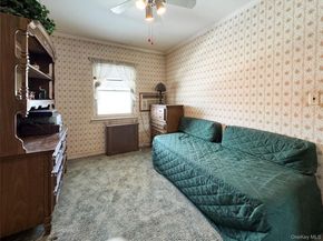 6073 71 Street, Maspeth NY 11378