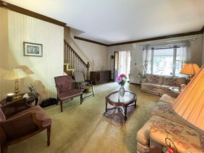 6073 71 Street, Maspeth NY 11378
