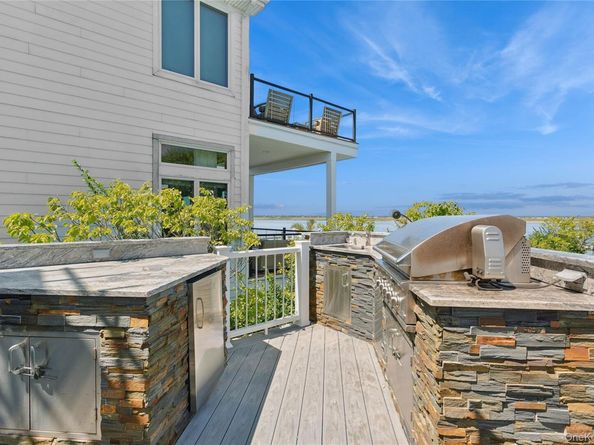 821 W Park Avenue, Long Beach NY 11561