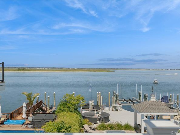 821 W Park Avenue, Long Beach NY 11561