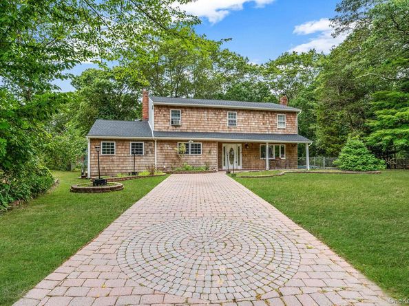 32 Artist Lake Boulevard, Middle Island NY 11953