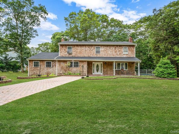 32 Artist Lake Boulevard, Middle Island NY 11953