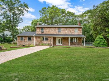 32 Artist Lake Boulevard