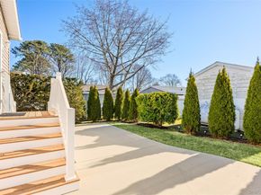 1661 Old Country Road 351B, Riverhead NY 11901