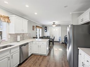 1661 Old Country Road 351B, Riverhead NY 11901