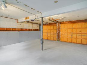 10 Elayne Court, Smithtown NY 11787