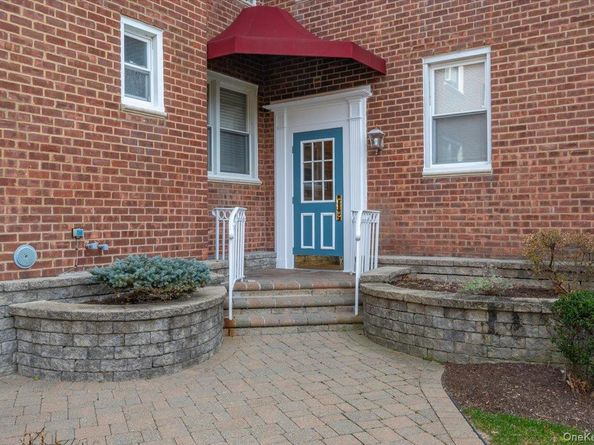 13 Bryant Crescent 2K, White Plains NY 10604