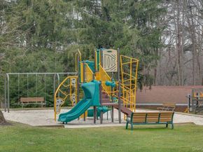 13 Bryant Crescent 2K, White Plains NY 10604