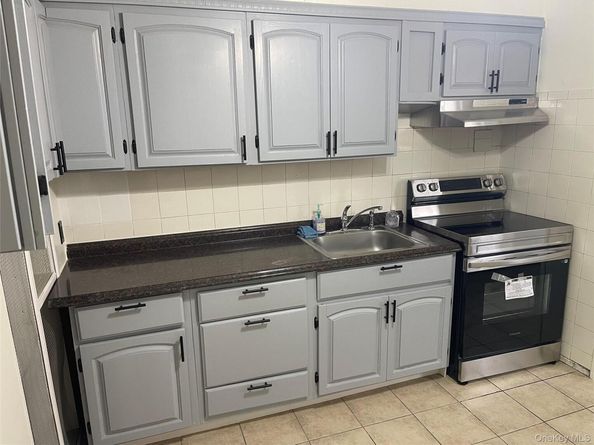 664 Bryant Street, Westbury NY 11590