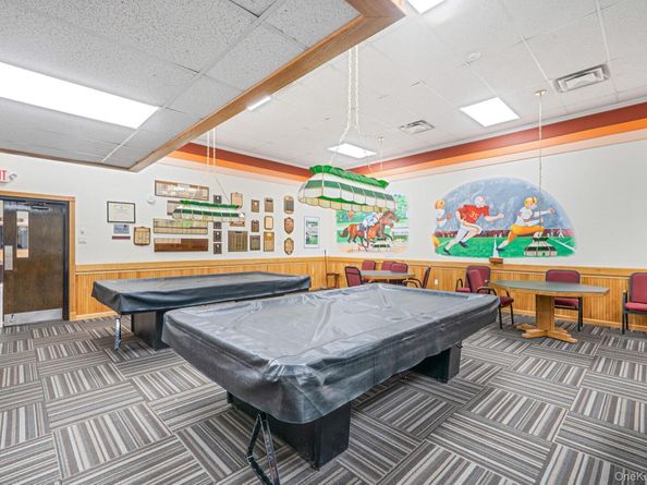 380 Woodbridge Drive D, Ridge NY 11961