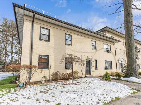 61 Manchester A21, Eastchester NY 10709