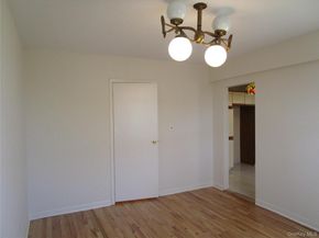 20 Daley Place 128, Lynbrook NY 11563