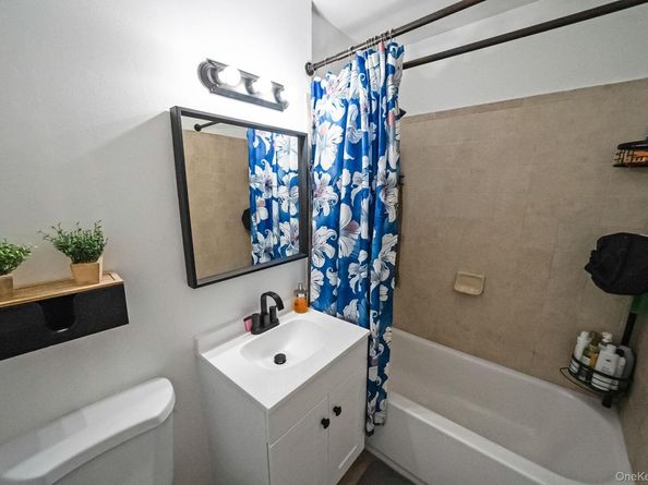 460 Old Town Road 2J, Port Jefferson Station NY 11776