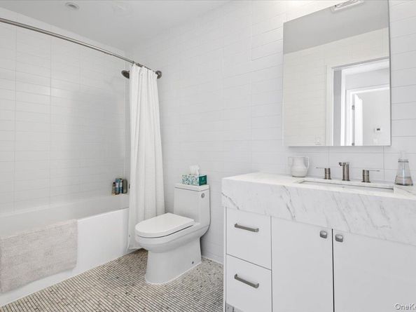 159 Beach 5th Street, Far Rockaway NY 11691