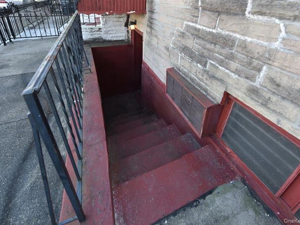 222 Avenue V, Brooklyn NY 11223