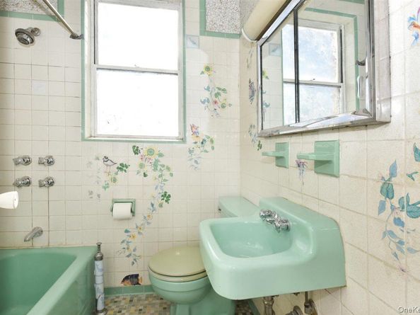 222 Avenue V, Brooklyn NY 11223