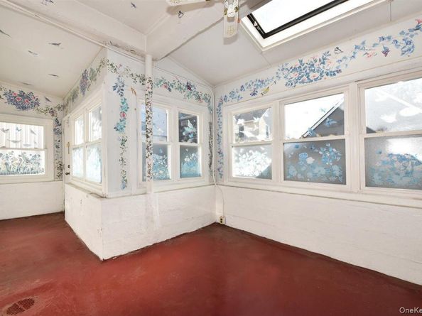 222 Avenue V, Brooklyn NY 11223