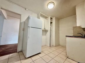 44-10 Macnish 1G, Elmhurst NY 11373