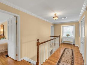 26 Oak Lane, Hampton Bays NY 11946
