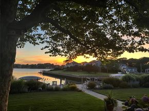 26 Oak Lane, Hampton Bays NY 11946