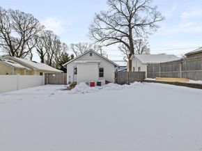 61 Eastview Road, Ronkonkoma NY 11779