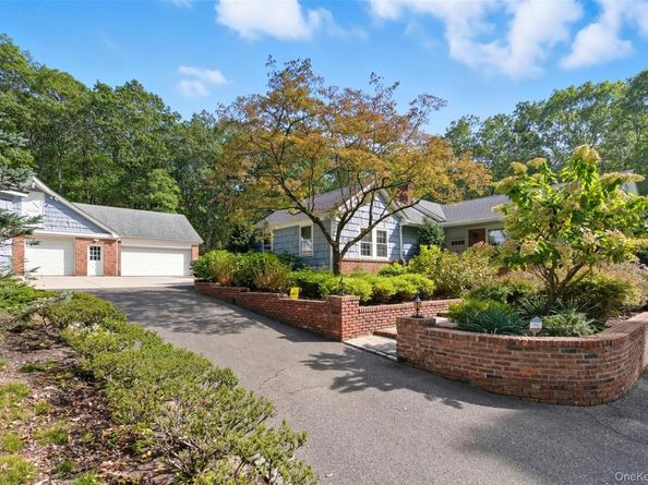 250 Manor Road, Huntington NY 11743