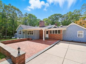 250 Manor Road, Huntington NY 11743