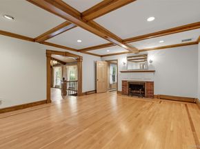 250 Manor Road, Huntington NY 11743
