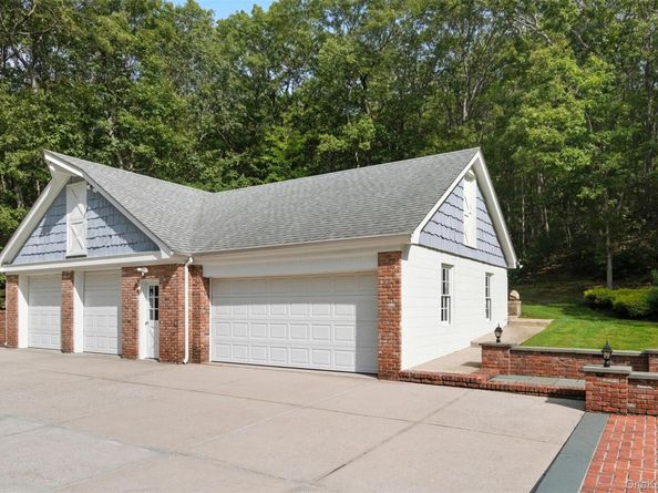 250 Manor Road, Huntington NY 11743