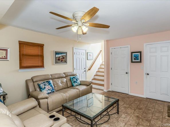 1165 Hastings Circle, Baldwin Harbor NY 11510