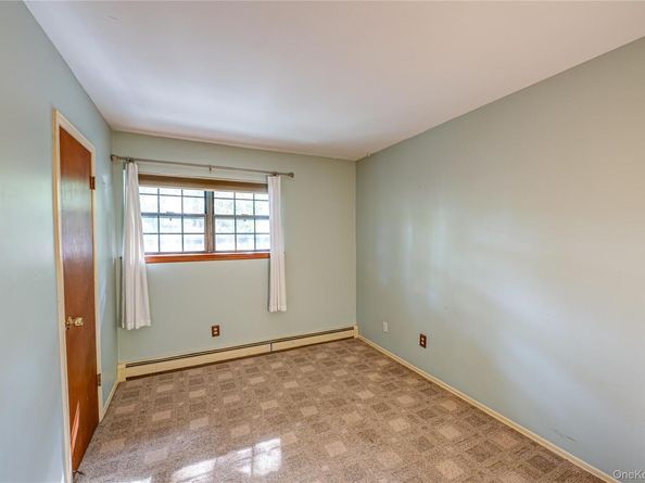25 Violet Road, Kings Park NY 11754