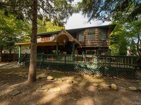 25 Violet Road, Kings Park NY 11754