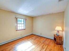 25 Violet Road, Kings Park NY 11754