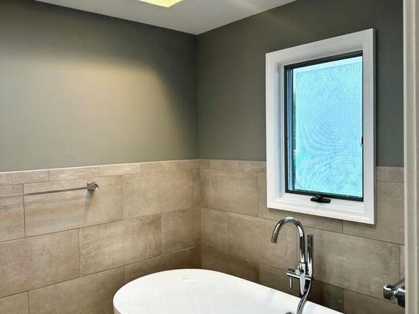 921 Wellington Road, Westbury NY 11590
