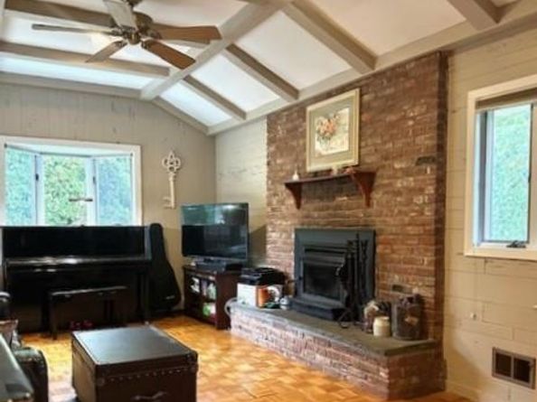 921 Wellington Road, Westbury NY 11590