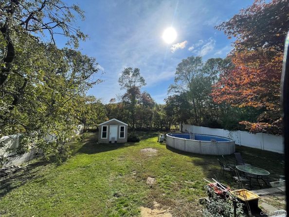 14 Bruce Lane S, Kings Park NY 11754