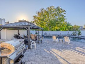 3012 Mandalay Beach Road, Wantagh NY 11793