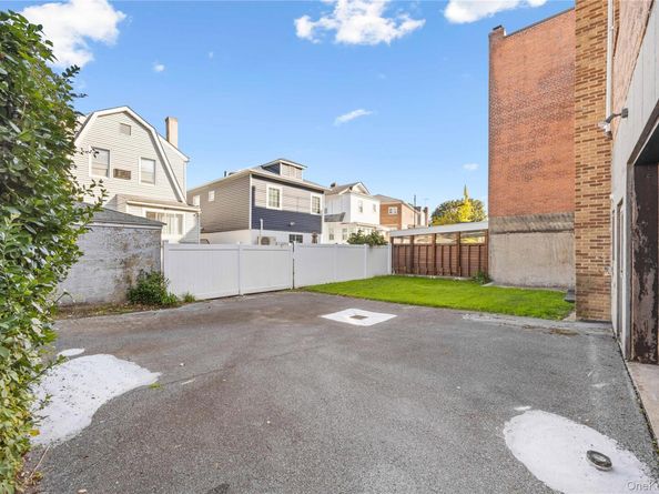 1170 Ellsworth Avenue, Bronx NY 10465