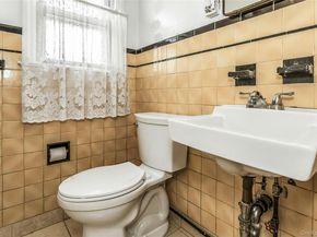 830 Davis Avenue, Uniondale NY 11553