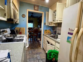 669 Pelham Road C10, New Rochelle NY 10805