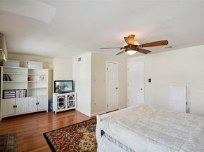 88 E Valley Stream Boulevard 7, Valley Stream NY 11580