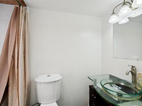88 E Valley Stream Boulevard 7, Valley Stream NY 11580