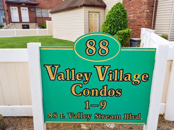 88 E Valley Stream Boulevard 7, Valley Stream NY 11580