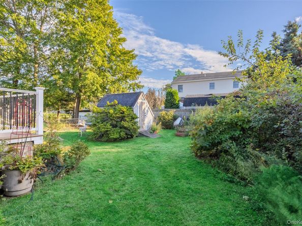 26 Sawyer Avenue, West Babylon NY 11704