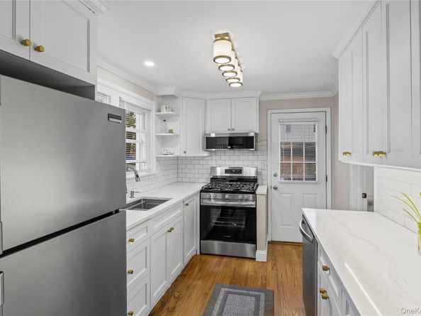 26 Sawyer Avenue, West Babylon NY 11704
