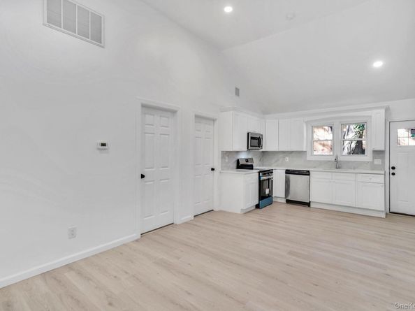 7 Rosedale Road, Sound Beach NY 11789