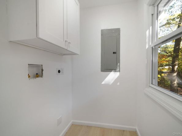 7 Rosedale Road, Sound Beach NY 11789