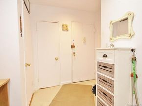 10 Bryant Gardens 2L, White Plains NY 10605