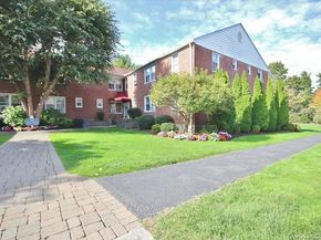 10 Bryant Gardens 2L, White Plains NY 10605
